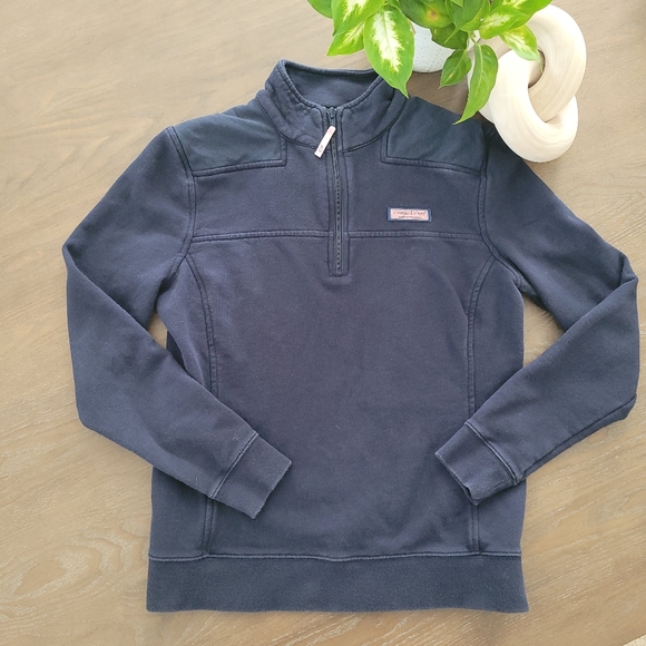 Vineyard Vines Sweaters - VINEYARD VINES Shep Shirt sz S